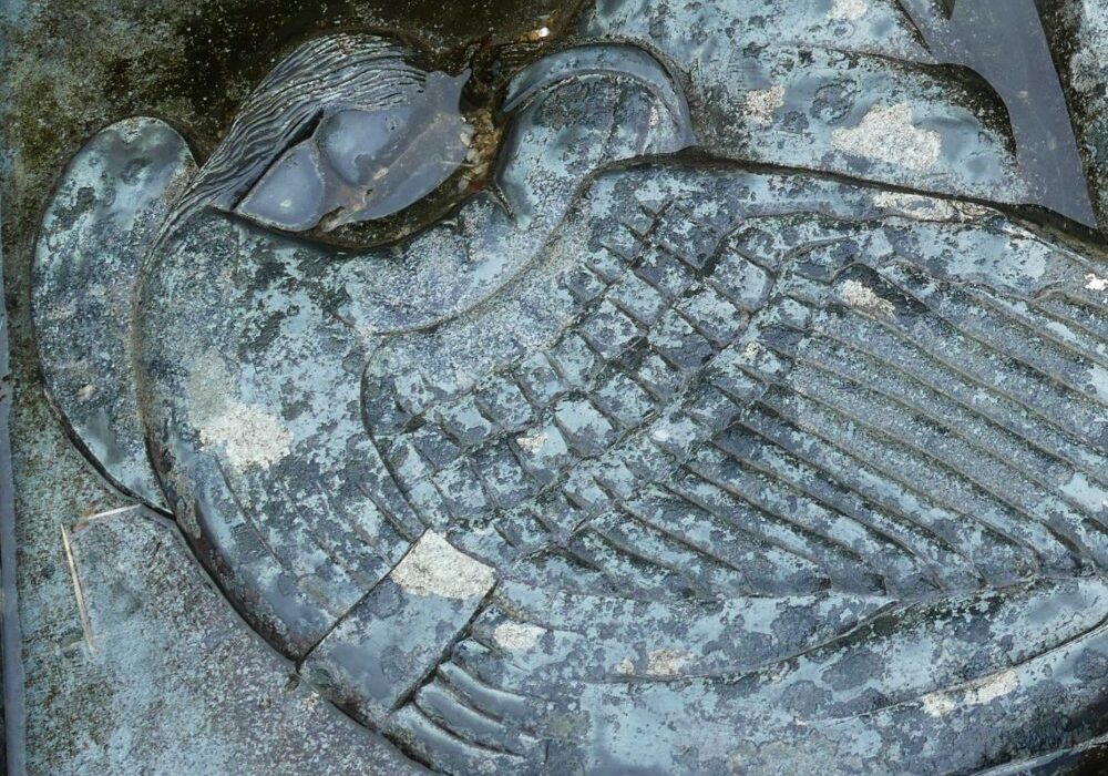 ChurchImages-Cornwall-Davidstow Angel Grave stone angel